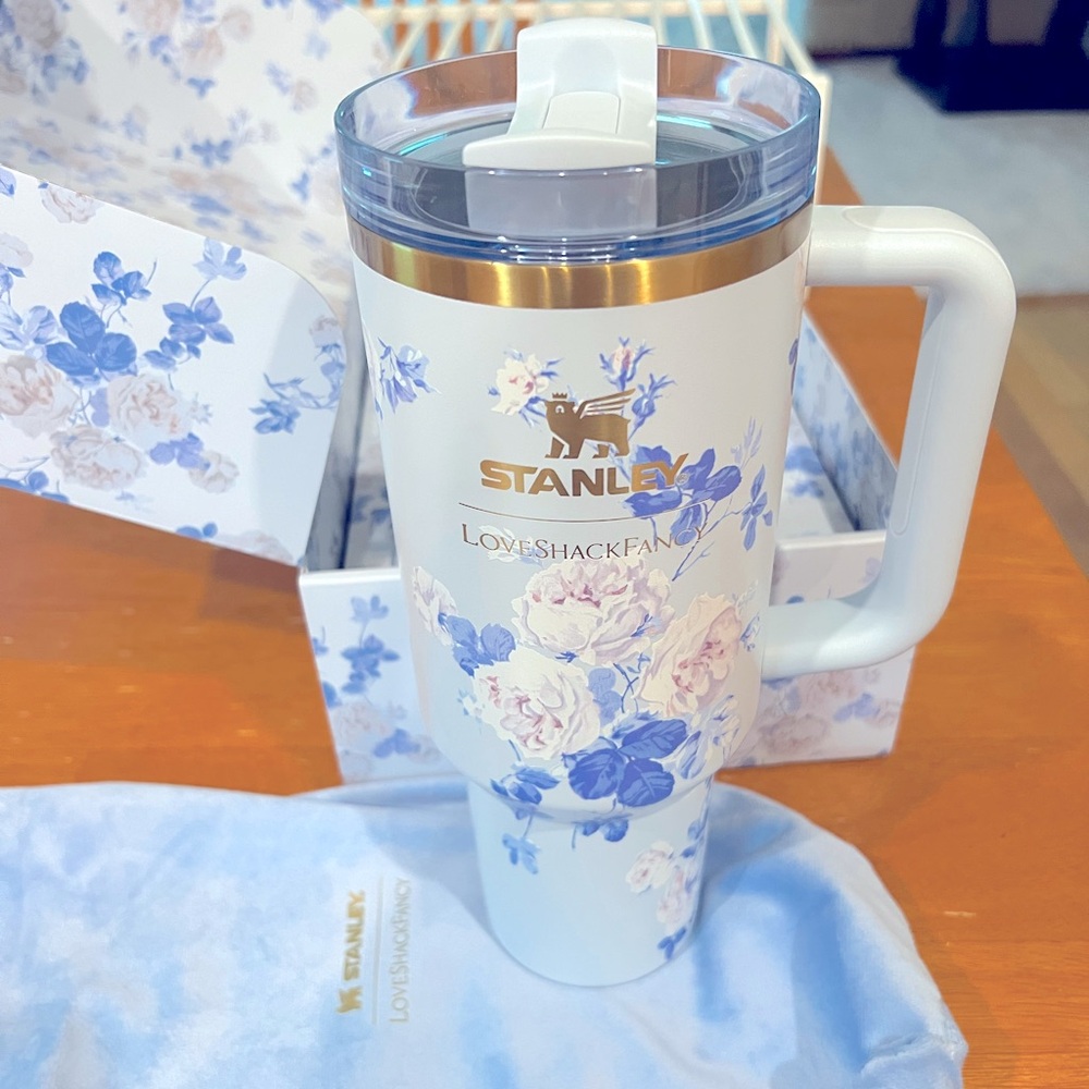 !SOLD! Stanley X LoveShackFancy 40 oz Everblooming